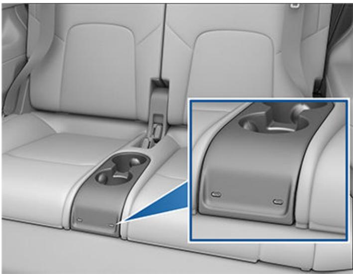 TESLA Model Y (2020-2024) - Ports USB - 4