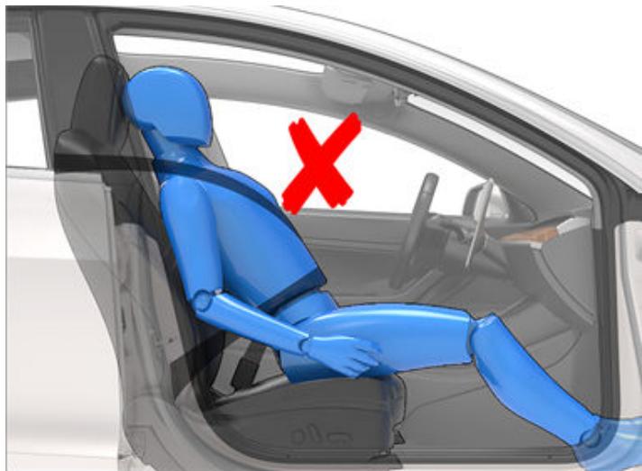 TESLA Model Y (2020-2024) - Exemples de bonnes et demauvaises positions assises - 3