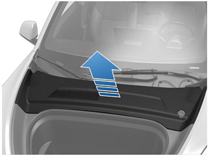 TESLA Model Y (2020-2024) - Retrait du panneau d'entretien - 1