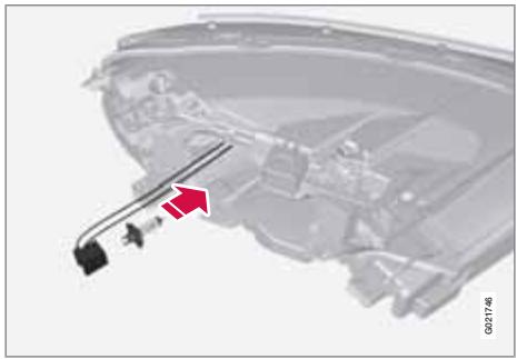 VOLVO V70 3 (2007-2016) - Pose du phare - 2