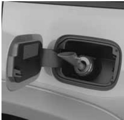 JEEP Grand Cherokee WK2 (2017-2021) - Appoint d'urgence avec un bidon - 1