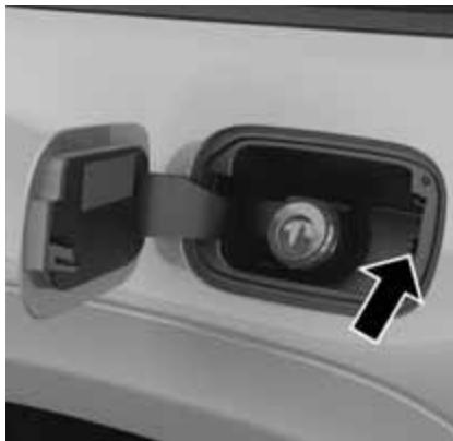 JEEP Grand Cherokee WK2 (2017-2021) - FAIRE LE PLEIN DU VEHICULE - MOTEUR ESSENCE - 2