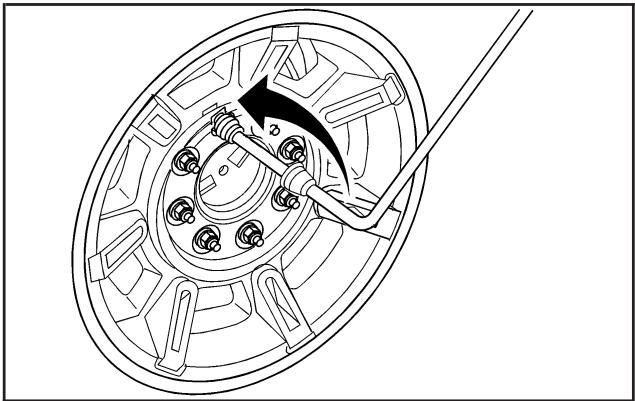 Hummer H2 (2008) - Dépose de la roue de secours (SUV) - 3