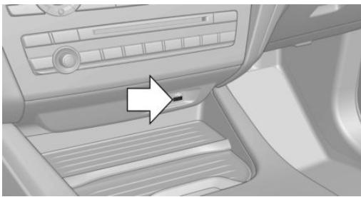 BMW X4 (2014-2018) - Dans la console centrale - 1