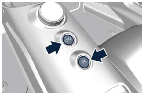 Maserati MC20 (2020) - Boutons de la Transmission à Embrayage Double - 1