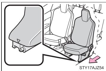 Scion IQ (2012) - Lors de l'installation d'un siège de sécurité infant sur le siège arrêté (véhicules équipés de sièges avant du type a) - 2