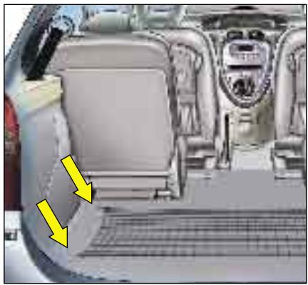 CITROEN Xsara Picasso Phase 2 (2004-2010) - Ne placez pas d'objets durs ou lourds sur la tablette. - 3