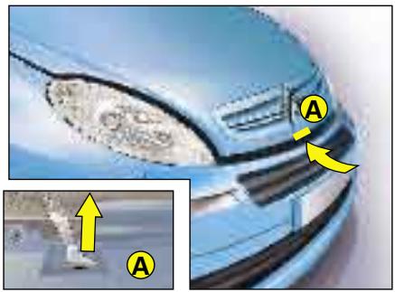 CITROEN Xsara Picasso Phase 2 (2004-2010) - Ouverture du capot moteur - 1