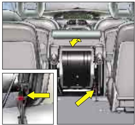 CITROEN Xsara Picasso Phase 2 (2004-2010) - Avant toute manipulation d'un siège - 1