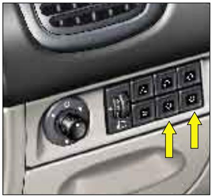 CITROEN Xsara Picasso Phase 2 (2004-2010) - Après débranchement de la batterie ou en cas de dysfonctionnement, vous devez réinitialiser la fonction antipincement : - 2