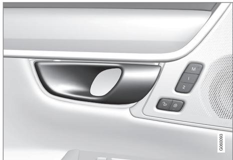 VOLVO V60 2 - Déverrouiller avec le bouton de la porte avant - 1