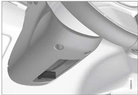 VOLVO V60 2 - Réglage du volant d'une voiture sans coussin gonflable pour les genoux - 1