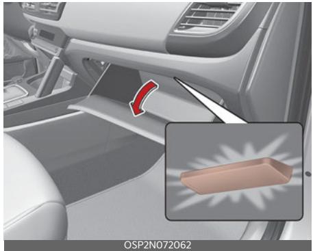 KIA Seltos SP2 (2024) - Lampe de boîte à gants (selon l'équipement) - 1