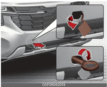 KIA Seltos SP2 (2024) - Utilisation d'un crochet de remorquage amovible (salon l'equipe-ment) - 2