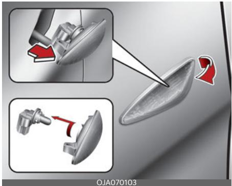 KIA Seltos SP2 (2024) - Remplacement d'une ampoule de feu de gabarit létral (type ampoule) - 1