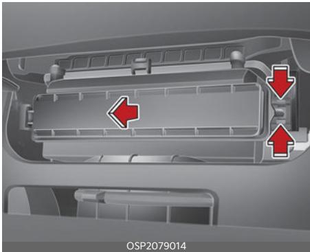 KIA Seltos SP2 (2024) - Inspection et remplacement du filtré à air du climatiseur - 3
