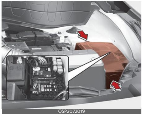KIA Seltos SP2 (2024) - Remplacement d'un fusible du compartment moteur - 1