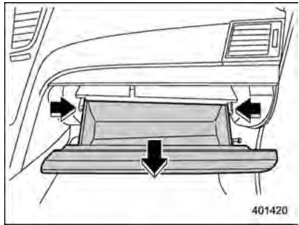 SUBARU Legacy et Outback (2013) - ■ Remplacement d'un filtré à air - 2