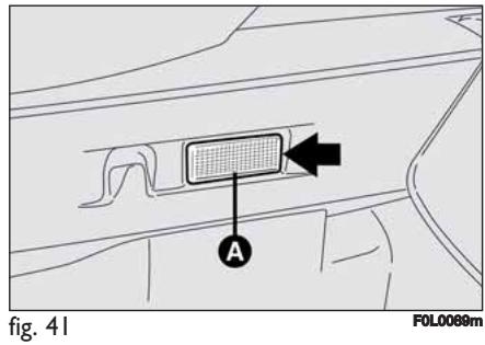 FIAT Croma 2 (2005-2008) - PLAFONNIER MIROIR DE COUTOISIE fig. 39 - 2