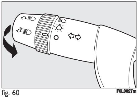 FIAT Croma 2 (2005-2008) - "Cornering lights" (lorsqu'il est prévu) - 1