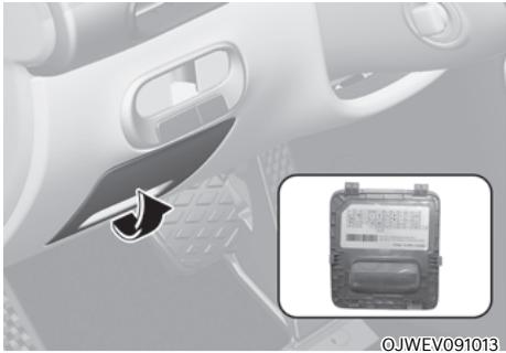 Genesis GV60 (2021-2025) - Description du panneau de fusible/à relais - 1