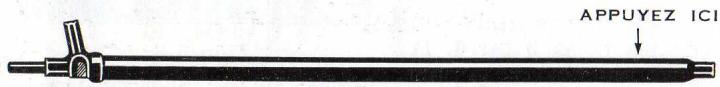 CITROEN ID 19F BREAK FAMILIALE COMMERCIALE (1957-1975) - Remplacement d'une roue. - 1