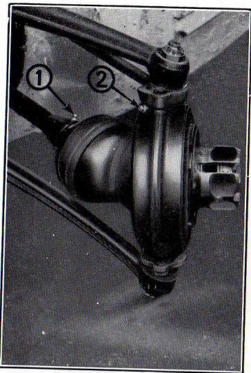 CITROEN ID 19F BREAK FAMILIALE COMMERCIALE (1957-1975) - Graisseurs. - 1