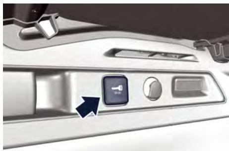 Maserati Grecale (2022) - Prise de courant dans le coffre à bagages - 1