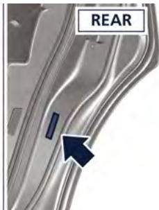 Maserati Grecale (2022) - Étiquette antivol sur les pièces mobiles (marché MOA) - 3