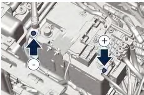 Maserati Grecale (2022) - Position des bornes de batterie - 1