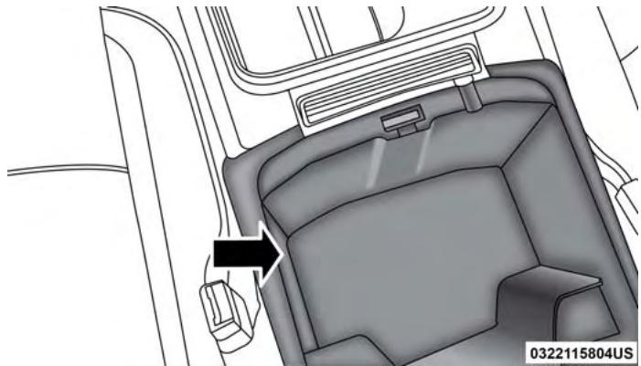RAM 3500 (2018) - Compartment de rangement central - selon l'équipement - 2