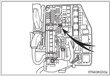Scion tC 2 (2012) - Bloc d'instrumentation côté conducteur - 2