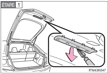 Scion tC 2 (2012) - Éclairage de la plaque d'immatriculation - 1