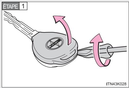 Scion tC 2 (2012) - ■ Remplacement de la pile (vehicules non dotés du système Smart key) - 1