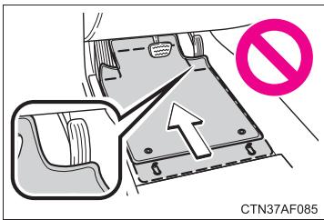 Scion tC 2 (2012) - Avant de conduire - 1