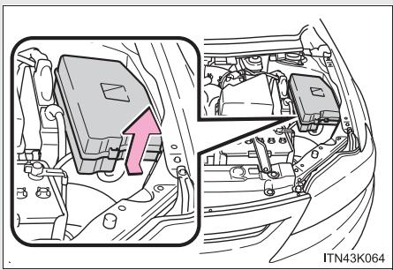 Scion tC 2 (2012) - Compartment moteur - 1