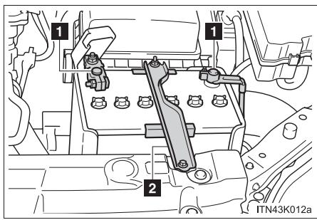 Scion tC 2 (2012) - Exteur de la batterie - 1