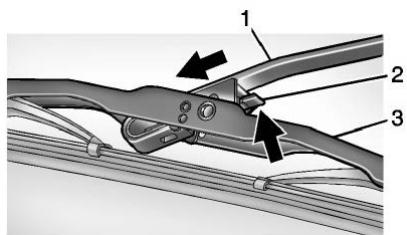 Buick Encore (2019) - Remplacement du balai d'essuie-glace arrête - 2