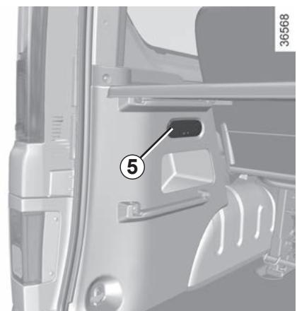 RENAULT Trafic 3 (2022) - ÉCLAIRAGE INTÉRIEUR : remplacement des lampes (3/3) - 1