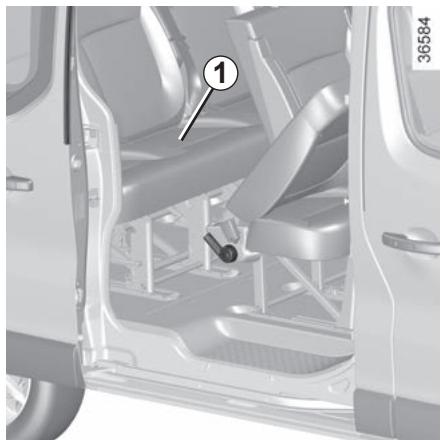 RENAULT Trafic 3 (2022) - BANQUETTES ARRÈRE : fonctionnalités (2/4) - 1