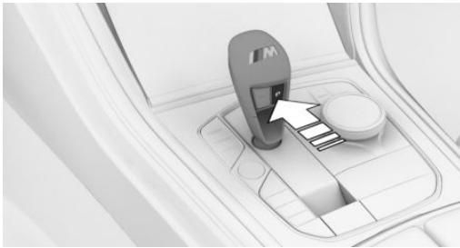 BMW BMW M8 GRAN COUPÉ (2022) - Mettre la manette de selection en position P - 1