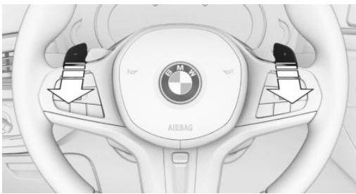 BMW BMW M8 GRAN COUPÉ (2022) - Changement de rapport au moyen des palettes de commande - 1