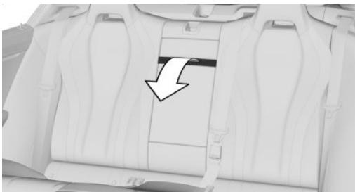 BMW BMW M8 GRAN COUPÉ (2022) - Rabattre l'accoudoir central - 1