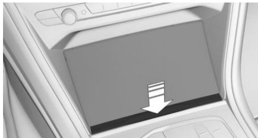 BMW BMW M8 GRAN COUPÉ (2022) - Ouverture du vide-poches - 1