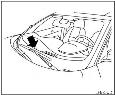 NISSAN Maxima 2019 - Interrupteur du dégivreur de lunette arrière et de rétroviseur extérieur (selon l'équipement) - 1