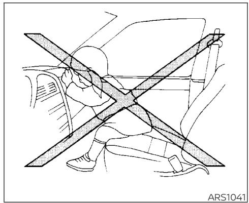 NISSAN Maxima 2019 - Sacs gonflables de protection pour les genoux du conducteur et du passager - 4