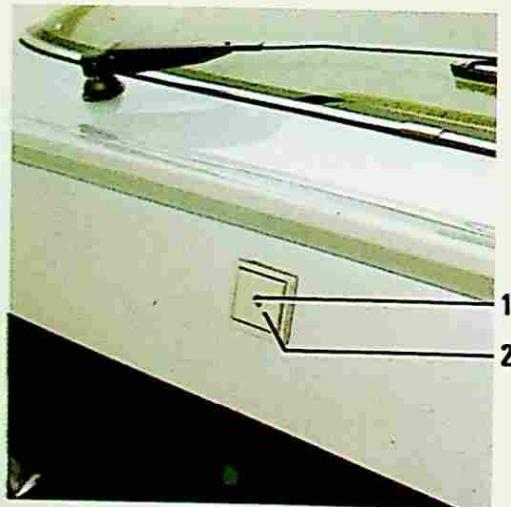 RENAULT 25 (1984-1988) - Spot avant* - 2