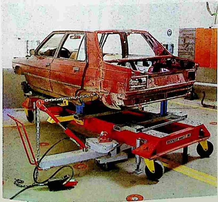 RENAULT 25 (1984-1988) - Tolerie-Peinture - 1