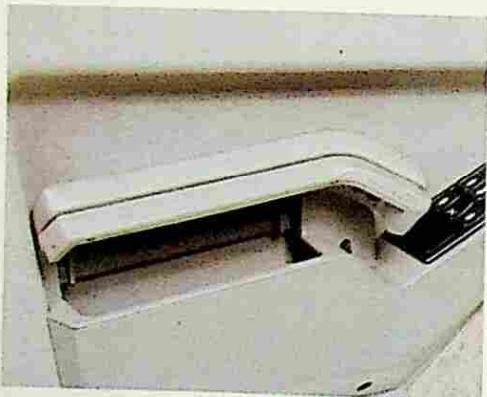 RENAULT 25 (1984-1988) - Pour remetre en place la banquette: - 2