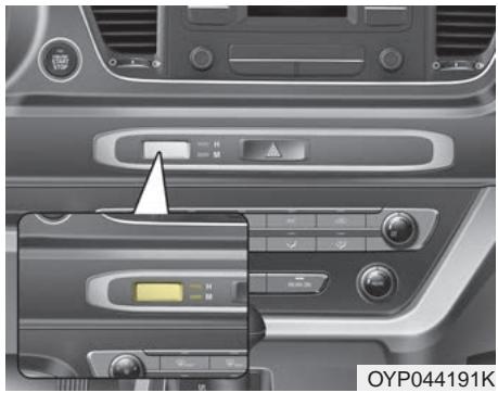 KIA Sedona YP (2014-2018) - Montre numérique (si équipé) - 1